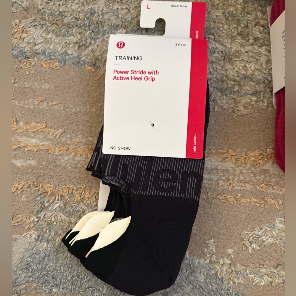 Lululemon Power Stride No-Show Sock Active Grip 3 Pack Black   NWT